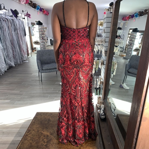 Prom/homecoming gown - Picture 5 of 7